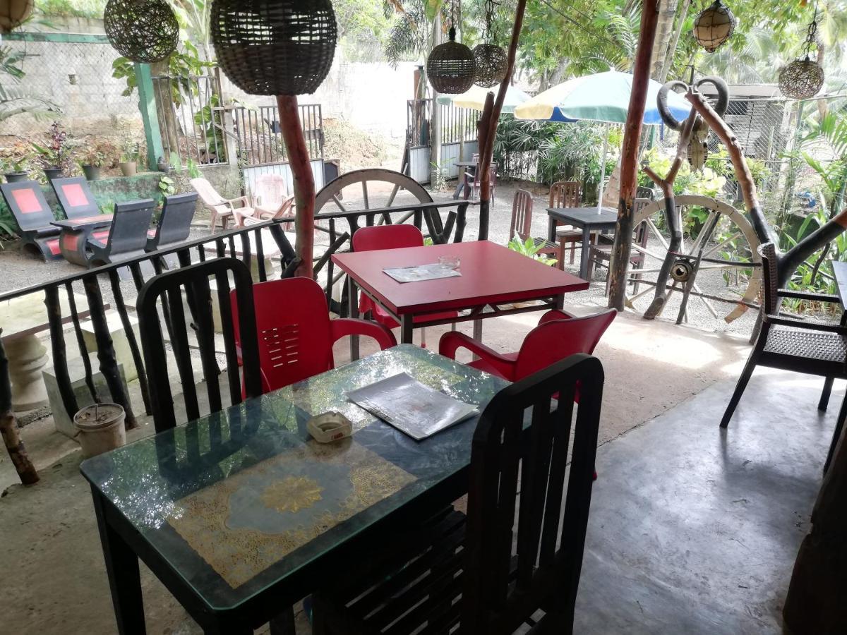 Sea Breeze Garden Hotel Tangalle Kültér fotó