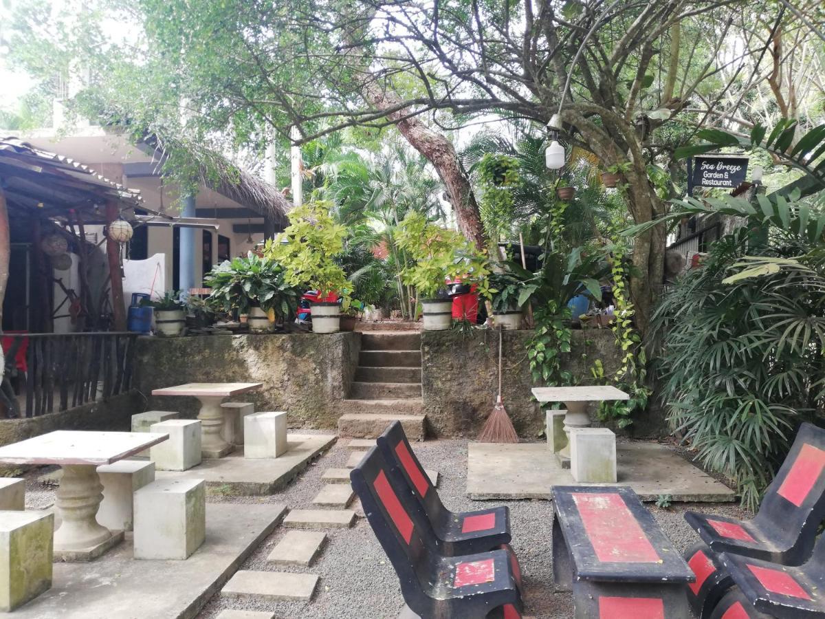 Sea Breeze Garden Hotel Tangalle Kültér fotó