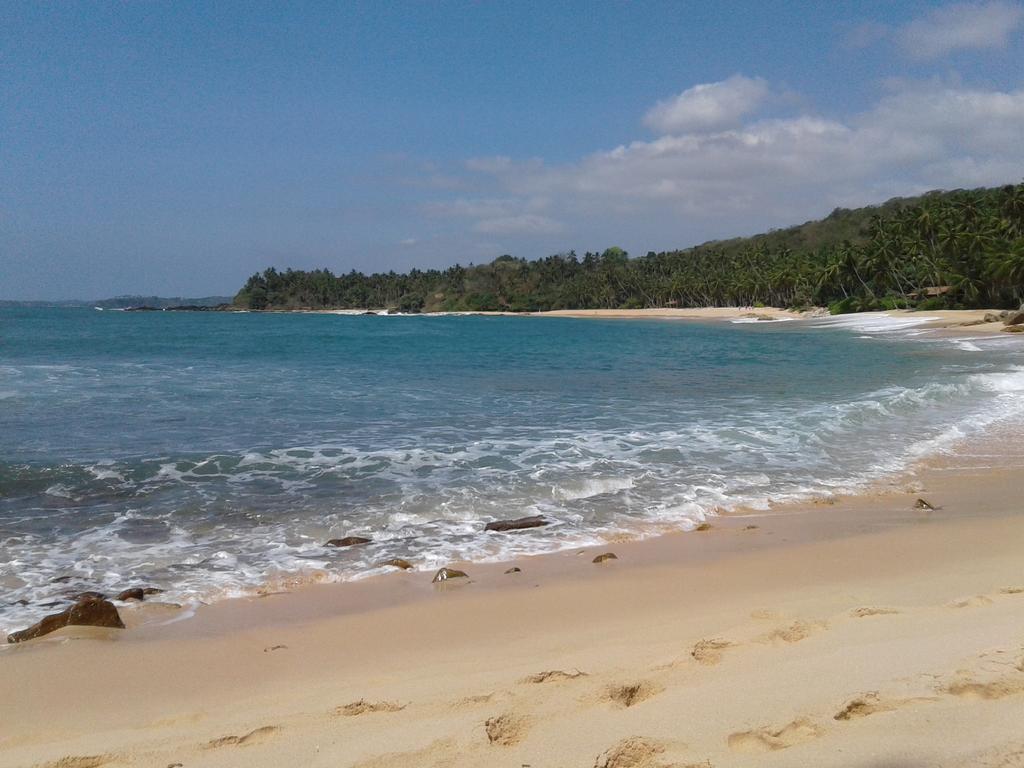 Sea Breeze Garden Hotel Tangalle Kültér fotó
