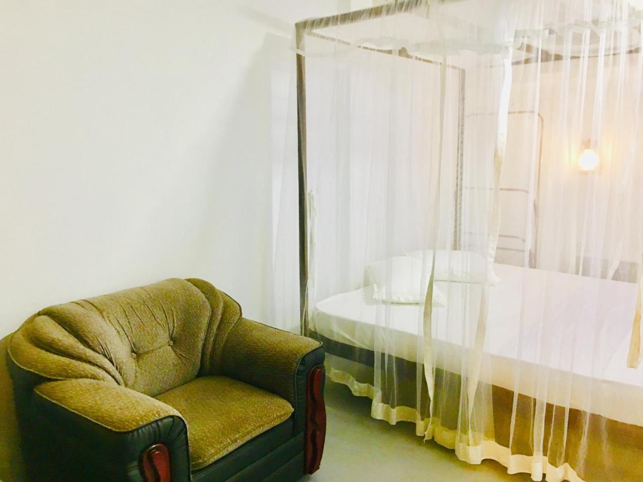 Sea Breeze Garden Hotel Tangalle Kültér fotó