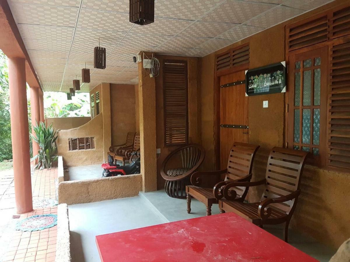 Sea Breeze Garden Hotel Tangalle Kültér fotó